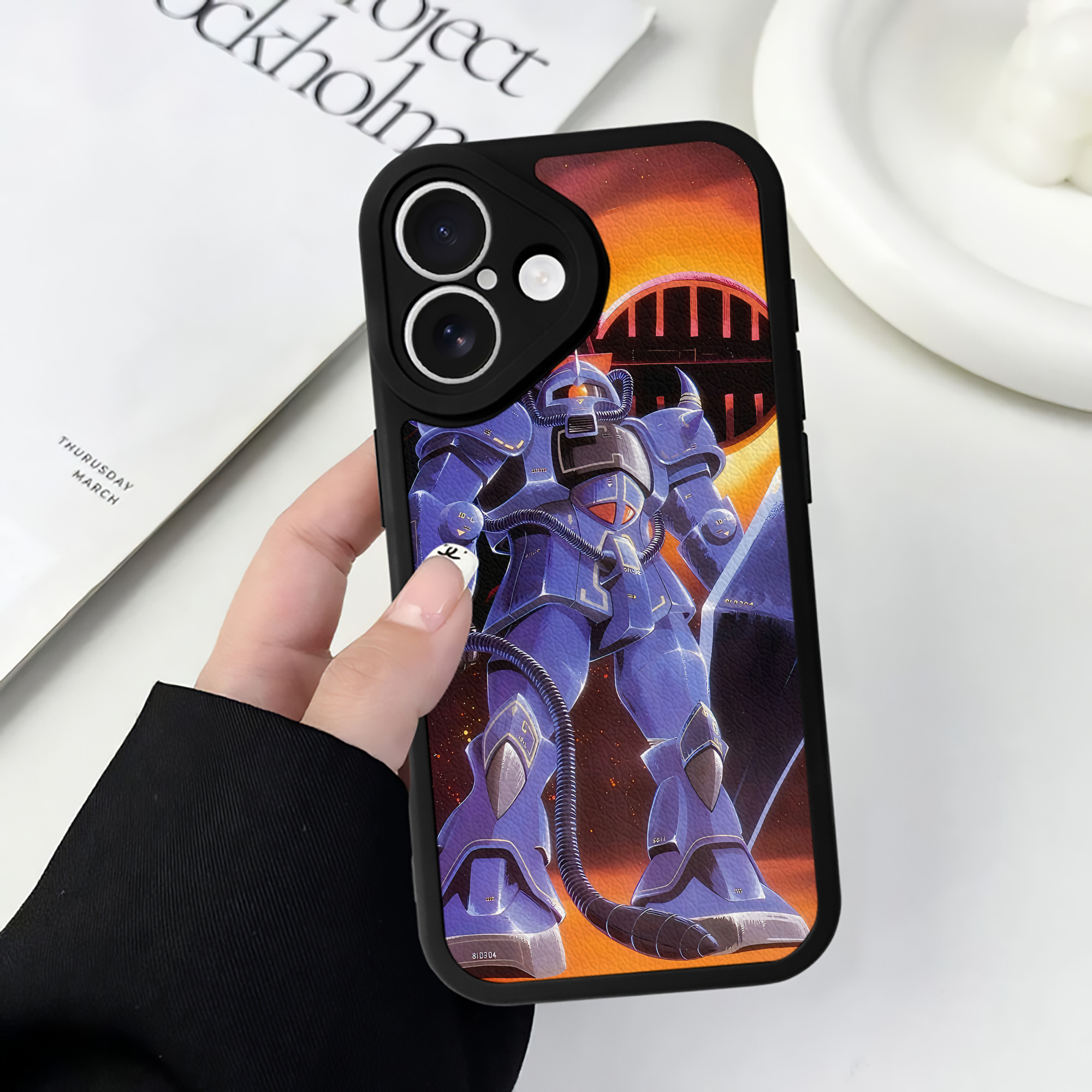 （画像用） 機動戦士ガンダム Mobile Suit Gundam 【iPhone 16シリーズ対応】シリコンスマホケース（レザー調） 材質：シリコン